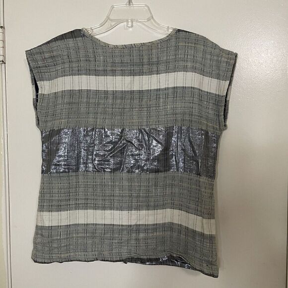 Ace & Jig gray striped shimmer sleeveless v neck button front top Medium - Picture 5 of 6